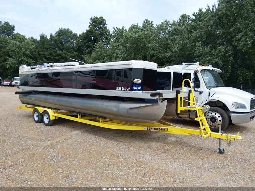 2006 EVOLUTION POWER BOATS PONTOON BOAT auction photo 1