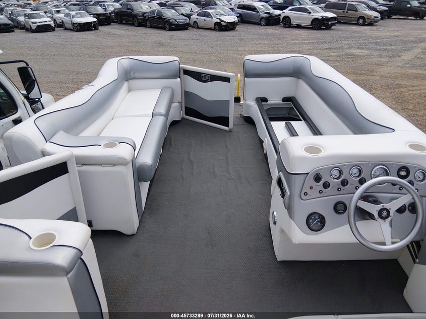 2006 EVOLUTION POWER BOATS PONTOON BOAT auction photo 5