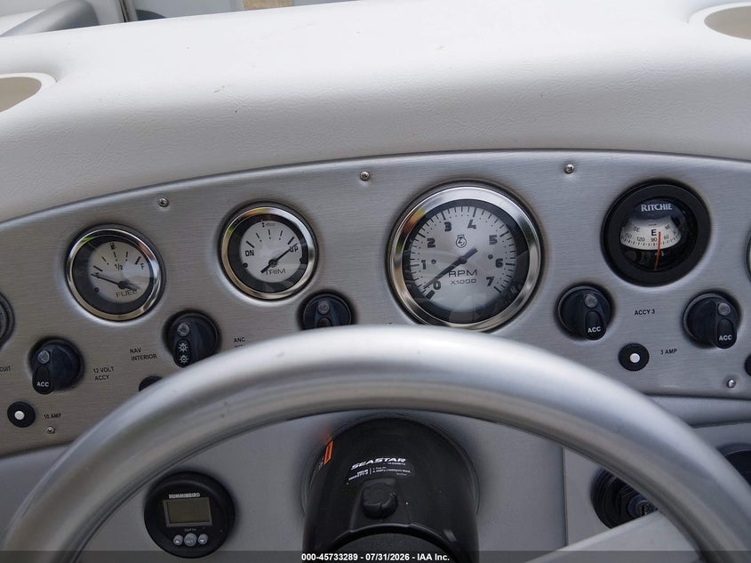 2006 EVOLUTION POWER BOATS PONTOON BOAT auction photo 7