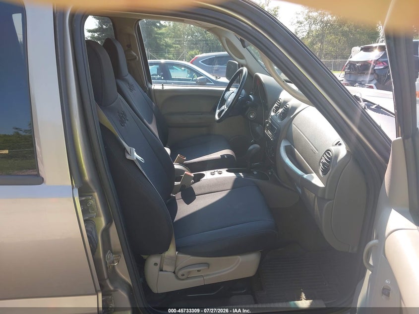 2006 JEEP LIBERTY auction photo 5