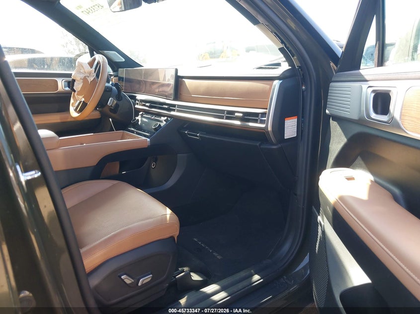 2025 HYUNDAI SANTA FE HYBRID auction photo 5