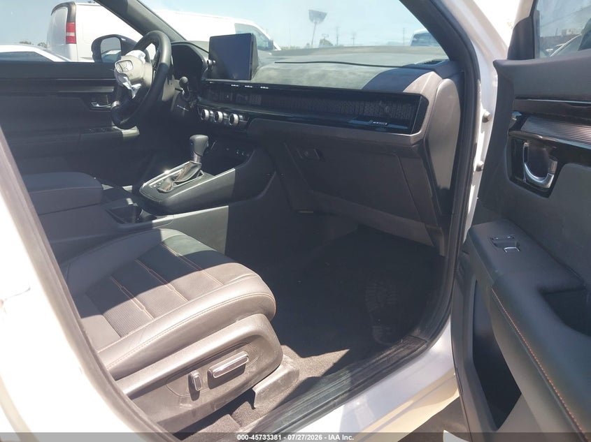 2026 HONDA CR-V HYBRID auction photo 5