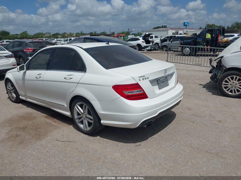2013 MERCEDES-BENZ C 250 auction photo 3