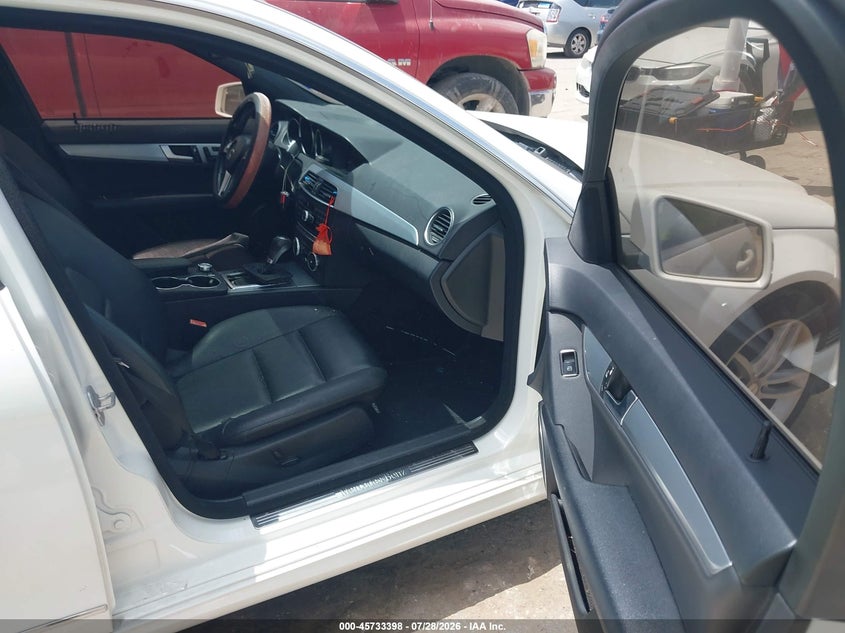 2013 MERCEDES-BENZ C 250 auction photo 5