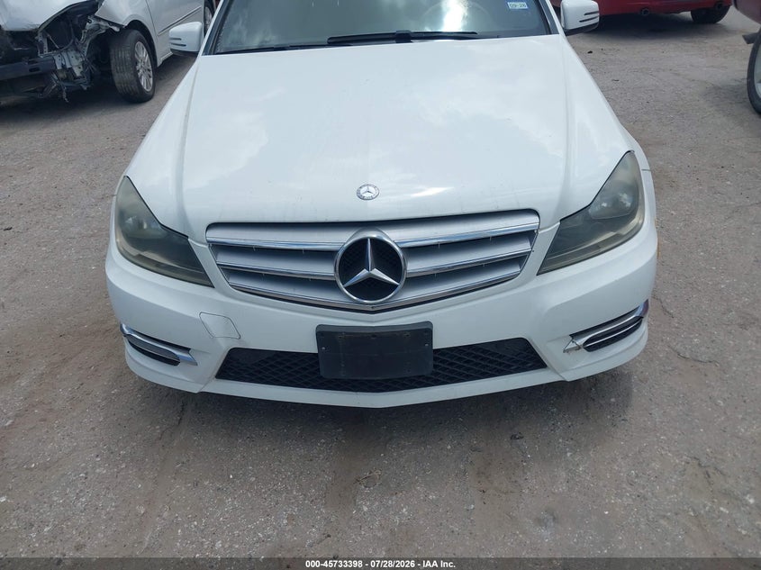 2013 MERCEDES-BENZ C 250 auction photo 6