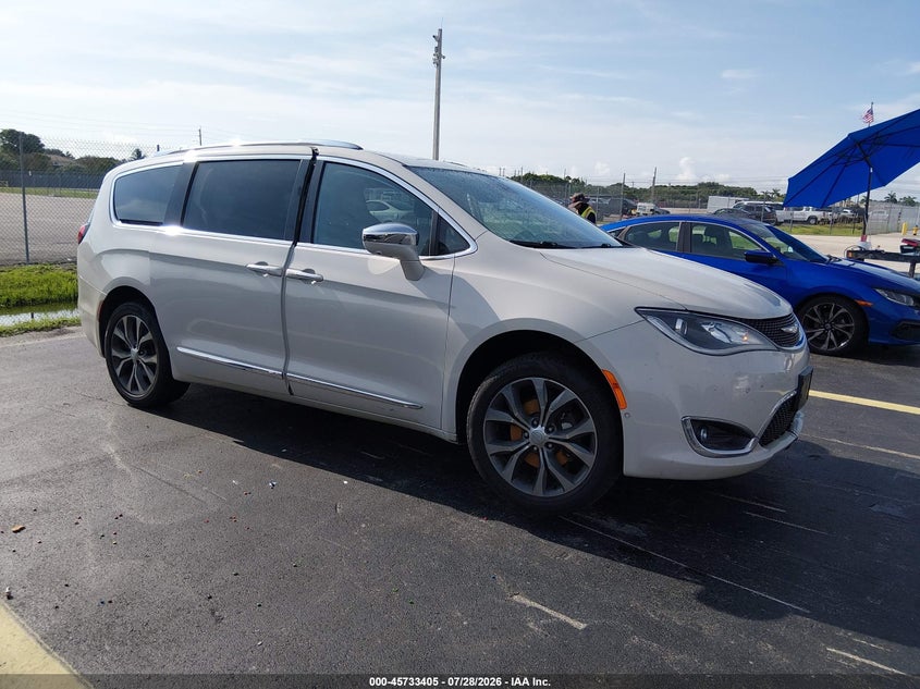 Vin: 2c4rc1ggxhr584030, lot: 46232104, chrysler pacifica limited 2017 img_1