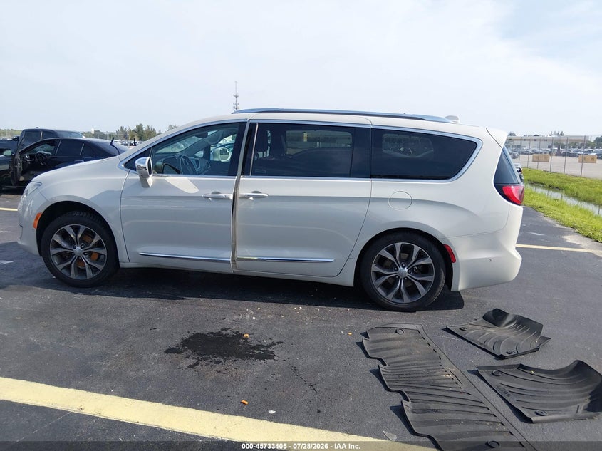 CHRYSLER PACIFICA - zdjęcie 13