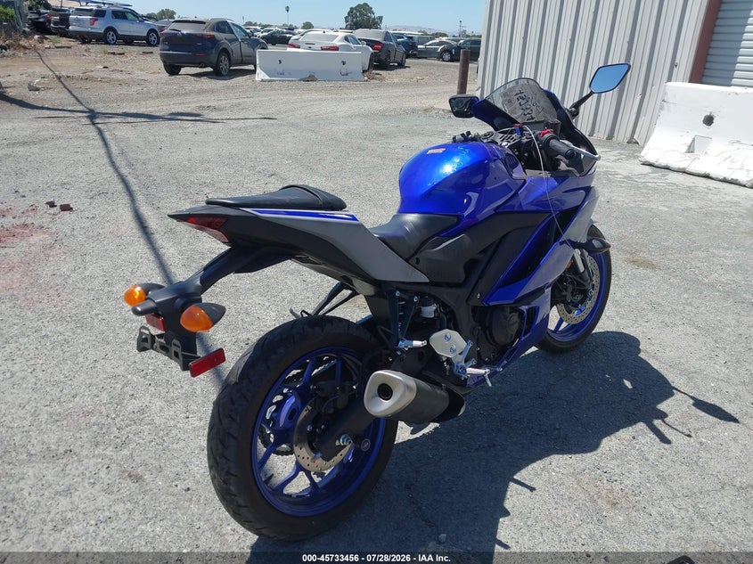 2020 YAMAHA YZFR3 auction photo 4