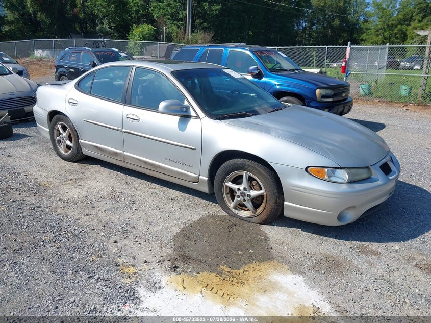 2003 PONTIAC GRAND PRIX auction photo 1