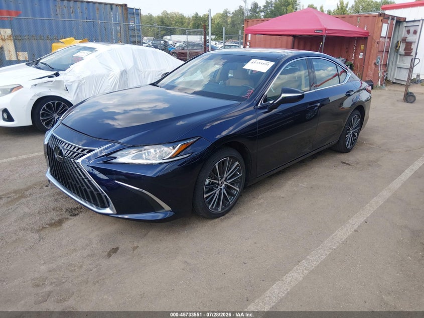 2025 LEXUS ES 350 auction photo 2