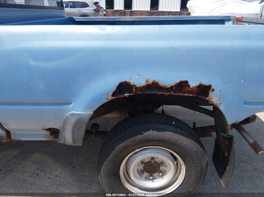 1989 TOYOTA PICKUP