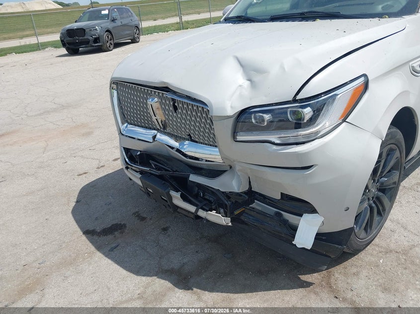 2024 LINCOLN NAVIGATOR auction photo 6