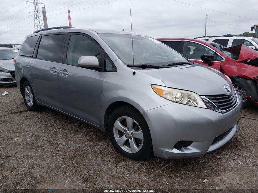 Vin: 5tdkk3dc1bs172949, lot: 46232320, toyota sienna le v6 2011 img_1