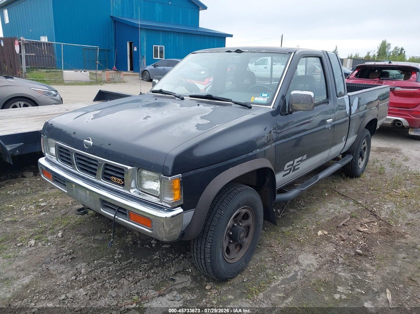1993 NISSAN TRUCK auction photo 2