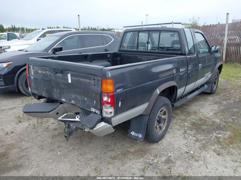 1993 NISSAN TRUCK auction photo 4