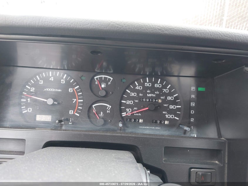 1993 NISSAN TRUCK auction photo 7