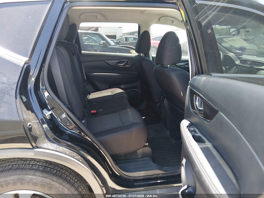 2018 NISSAN ROGUE auction photo 8