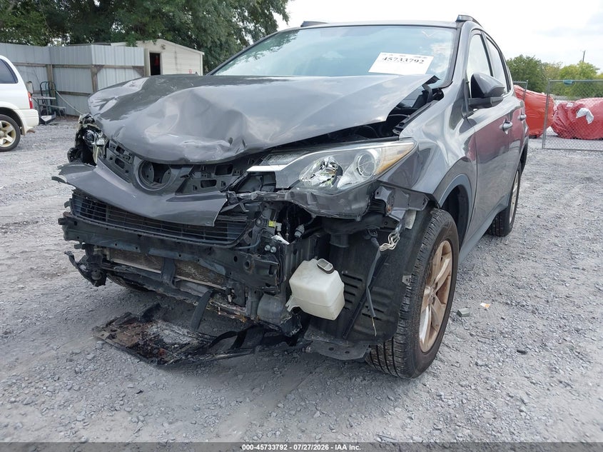 2014 TOYOTA RAV4 auction photo 6