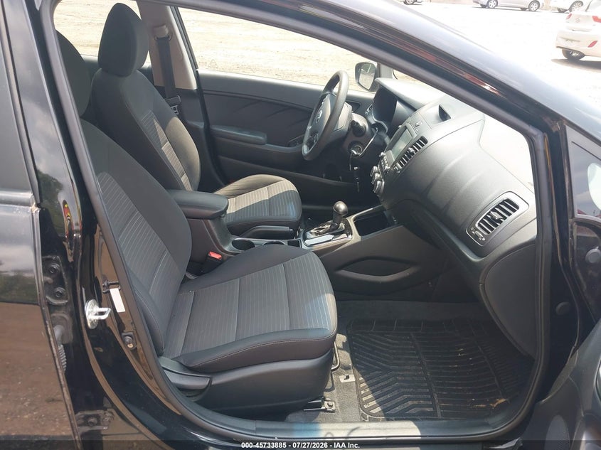 2018 KIA FORTE auction photo 5