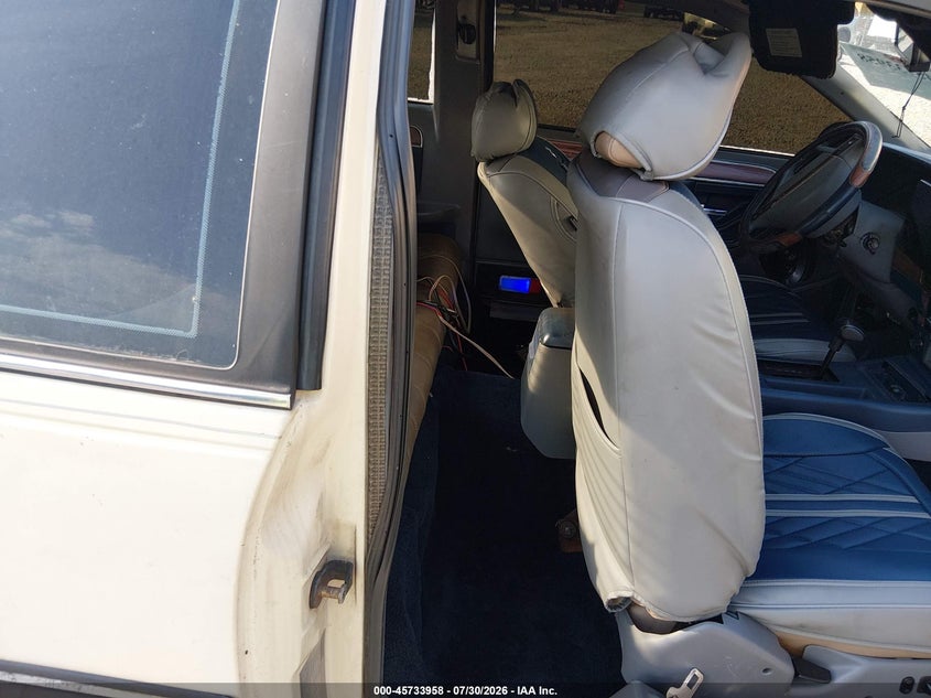 1989 FORD THUNDERBIRD auction photo 8
