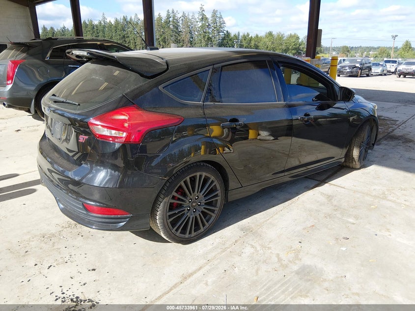2016 FORD FOCUS ST auction photo 4