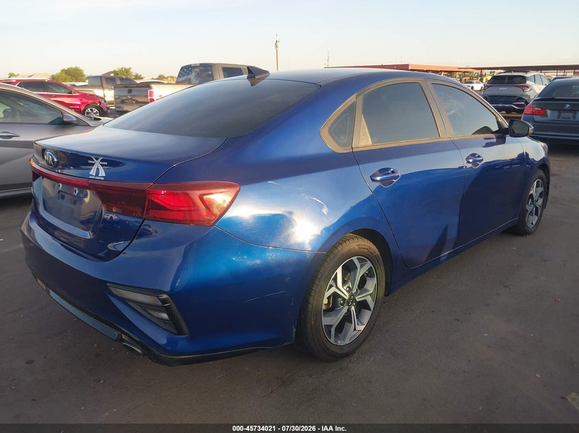 Vin: 3kpf24ad5me294599, lot: 46232720, kia forte lxs 20214