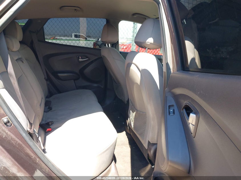 2014 HYUNDAI TUCSON auction photo 8