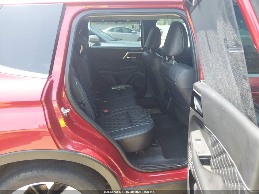 2023 MITSUBISHI OUTLANDER auction photo 8
