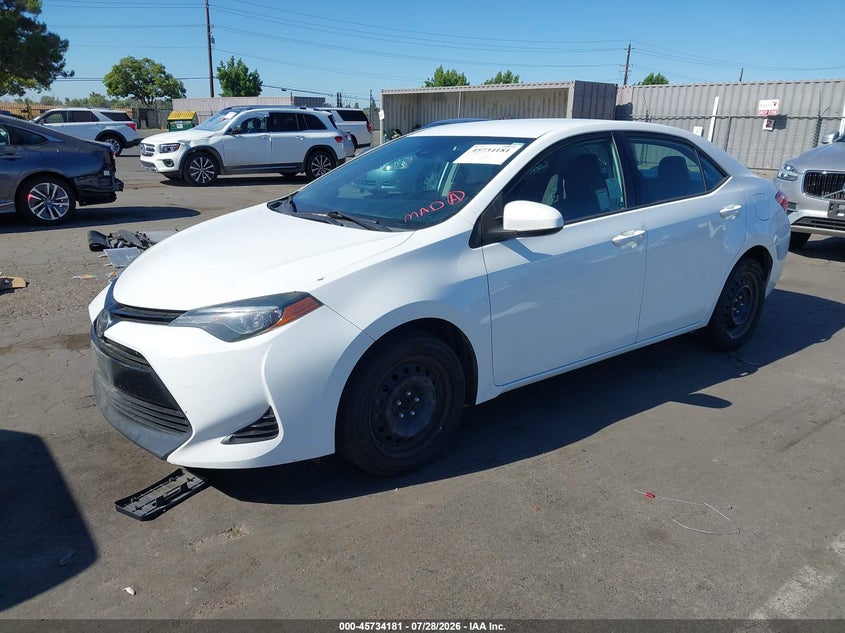 Vin: 5yfburhe8jp783335, lot: 46232880, toyota corolla le 20182