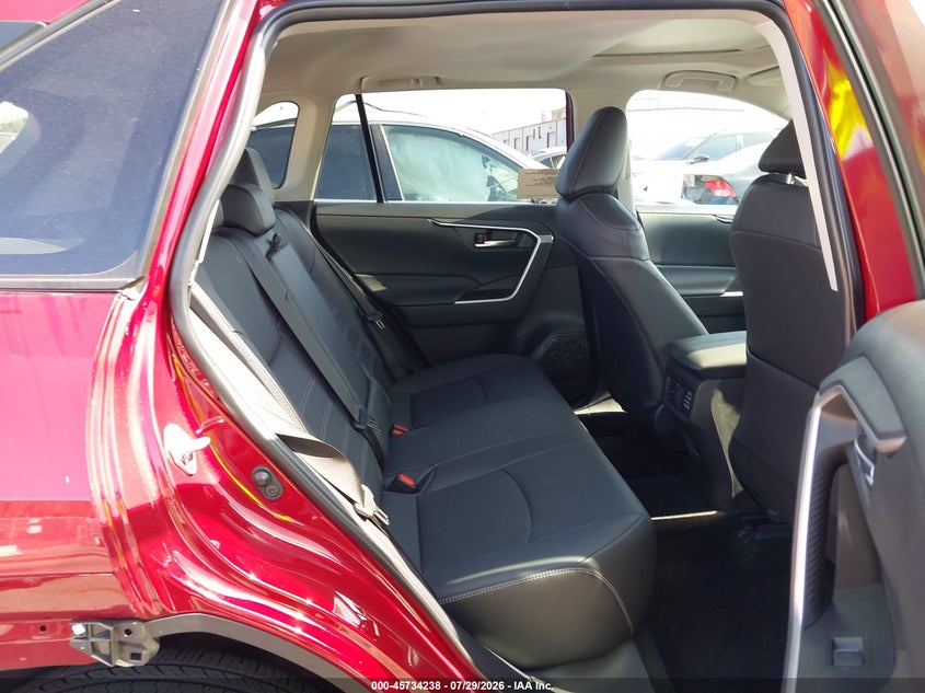 2025 TOYOTA RAV4 auction photo 8