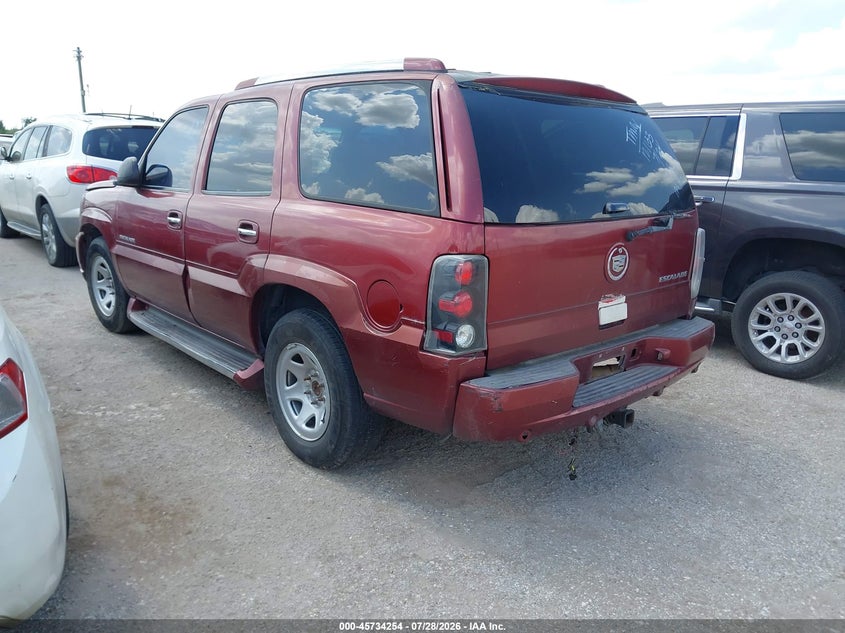 2002 CADILLAC ESCALADE auction photo 3