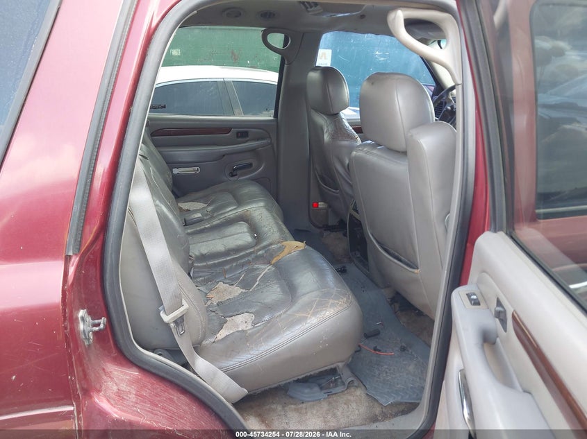 2002 CADILLAC ESCALADE auction photo 8