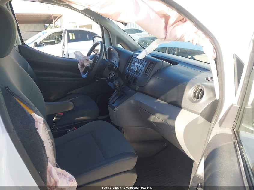 2017 NISSAN NV200 auction photo 5