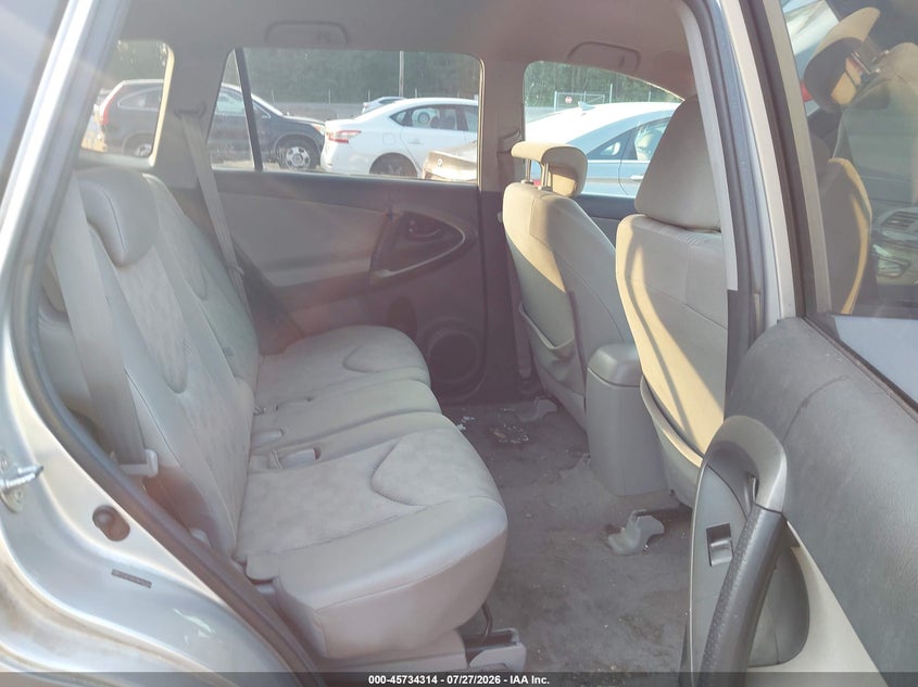 2011 TOYOTA RAV4 auction photo 8