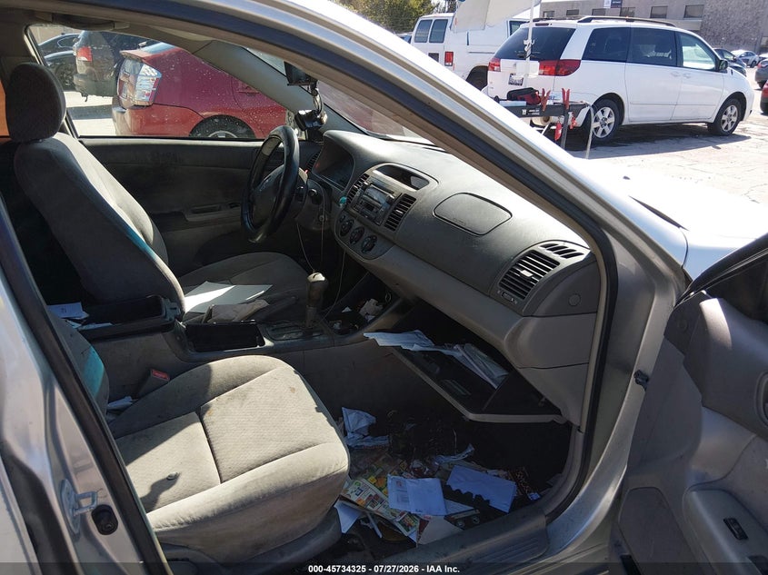 2002 TOYOTA CAMRY auction photo 5