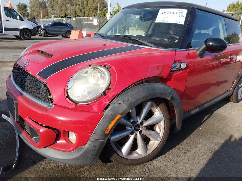 2011 MINI COOPER S auction photo 6