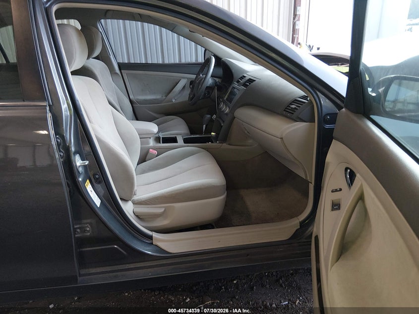 2011 TOYOTA CAMRY auction photo 5