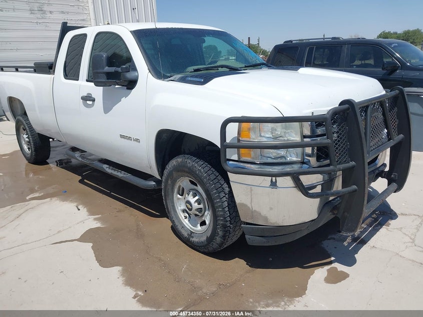 2013 CHEVROLET SILVERADO 2500HD auction photo 1