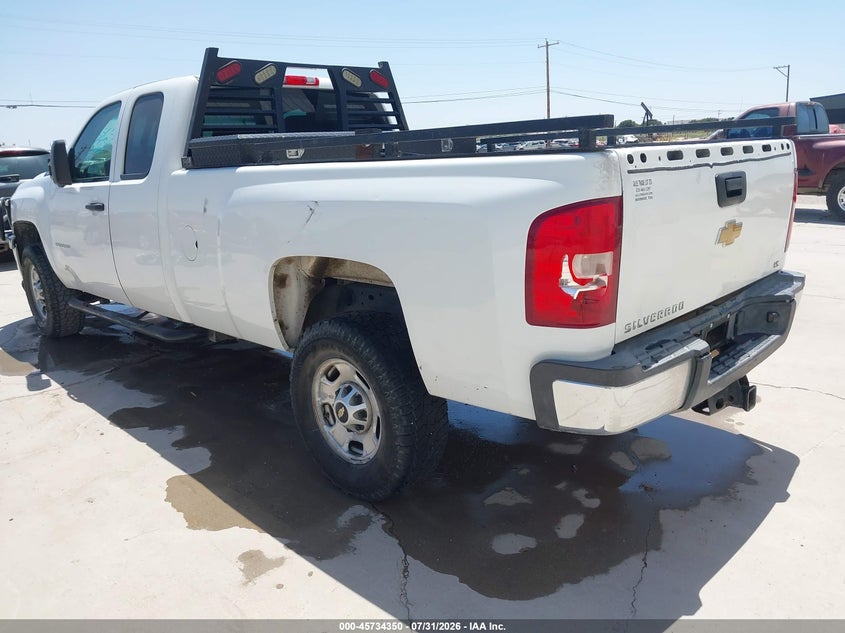 2013 CHEVROLET SILVERADO 2500HD auction photo 3
