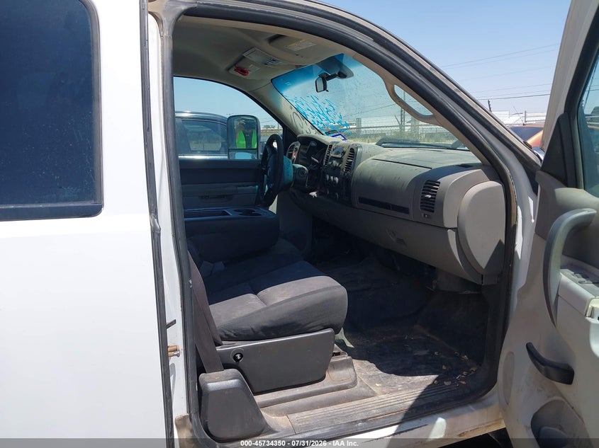 2013 CHEVROLET SILVERADO 2500HD auction photo 5