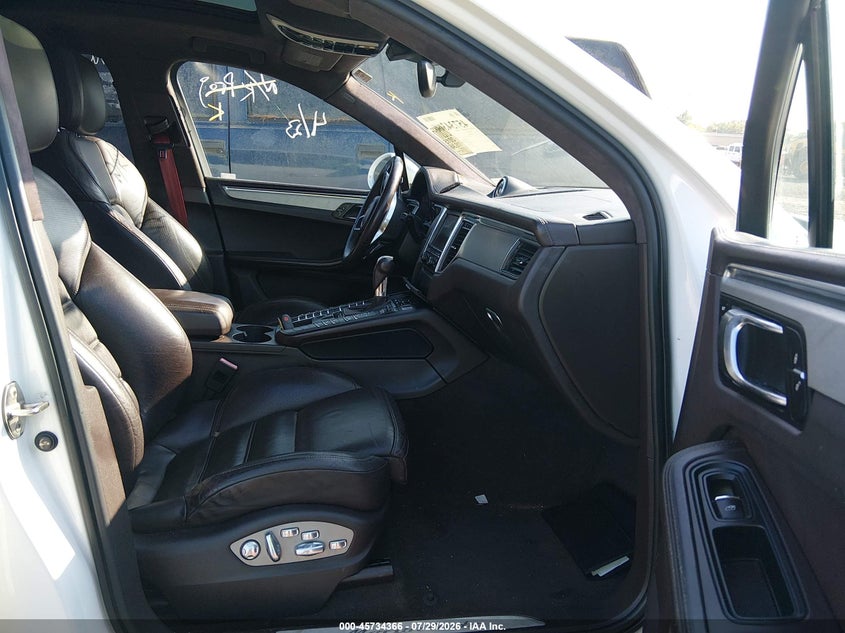 2015 PORSCHE MACAN auction photo 5