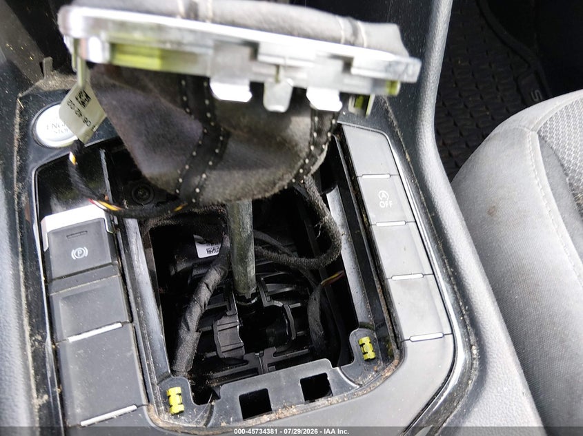 2023 VOLKSWAGEN TAOS auction photo 6