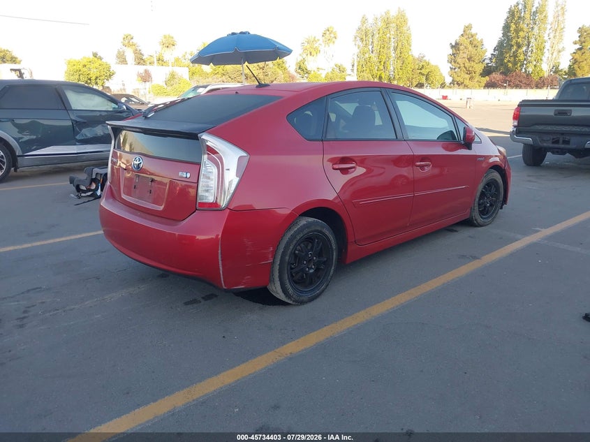 Vin: jtdkn3du1c5499942, lot: 46233107, toyota prius three 20124