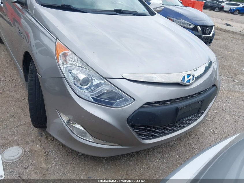 2013 HYUNDAI SONATA HYBRID auction photo 6