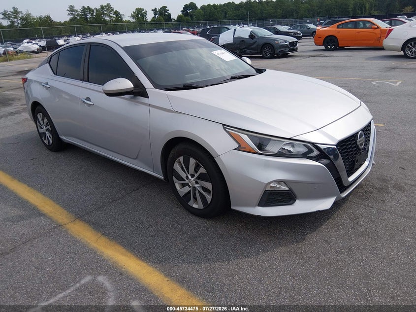 2020 Nissan Altima