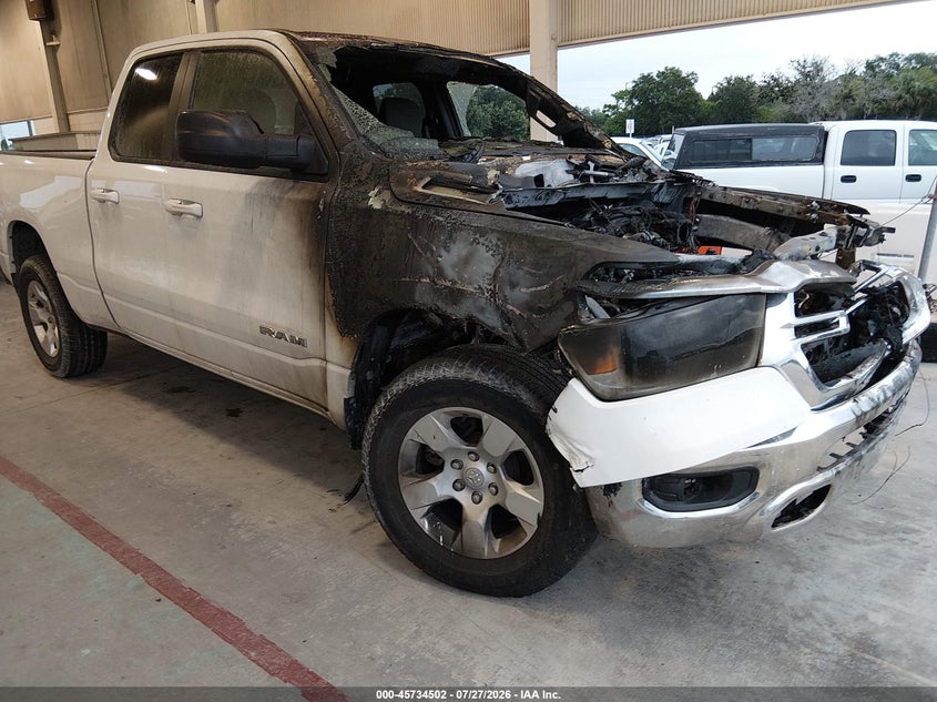 Vin: 1c6rrebgxnn272738, lot: 46233206, ram 1500 big horn  4x2 6'4 box 2022 img_1