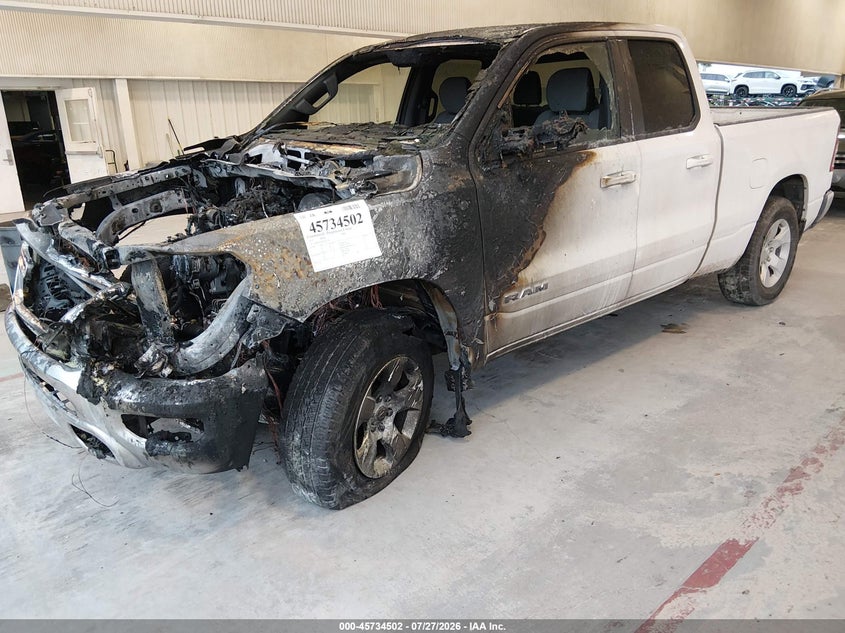 Vin: 1c6rrebgxnn272738, lot: 46233206, ram 1500 big horn  4x2 6'4 box 20222