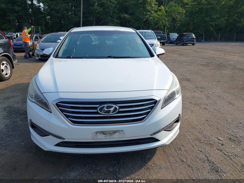 2015 HYUNDAI SONATA auction photo 6