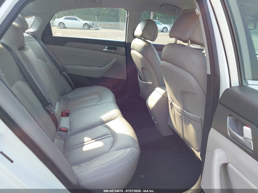 2015 HYUNDAI SONATA auction photo 8