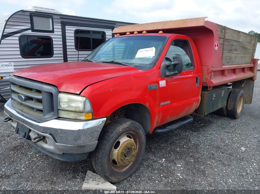 2003 FORD F-550 CHASSIS auction photo 2
